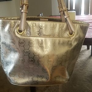 Michael kors gold bag